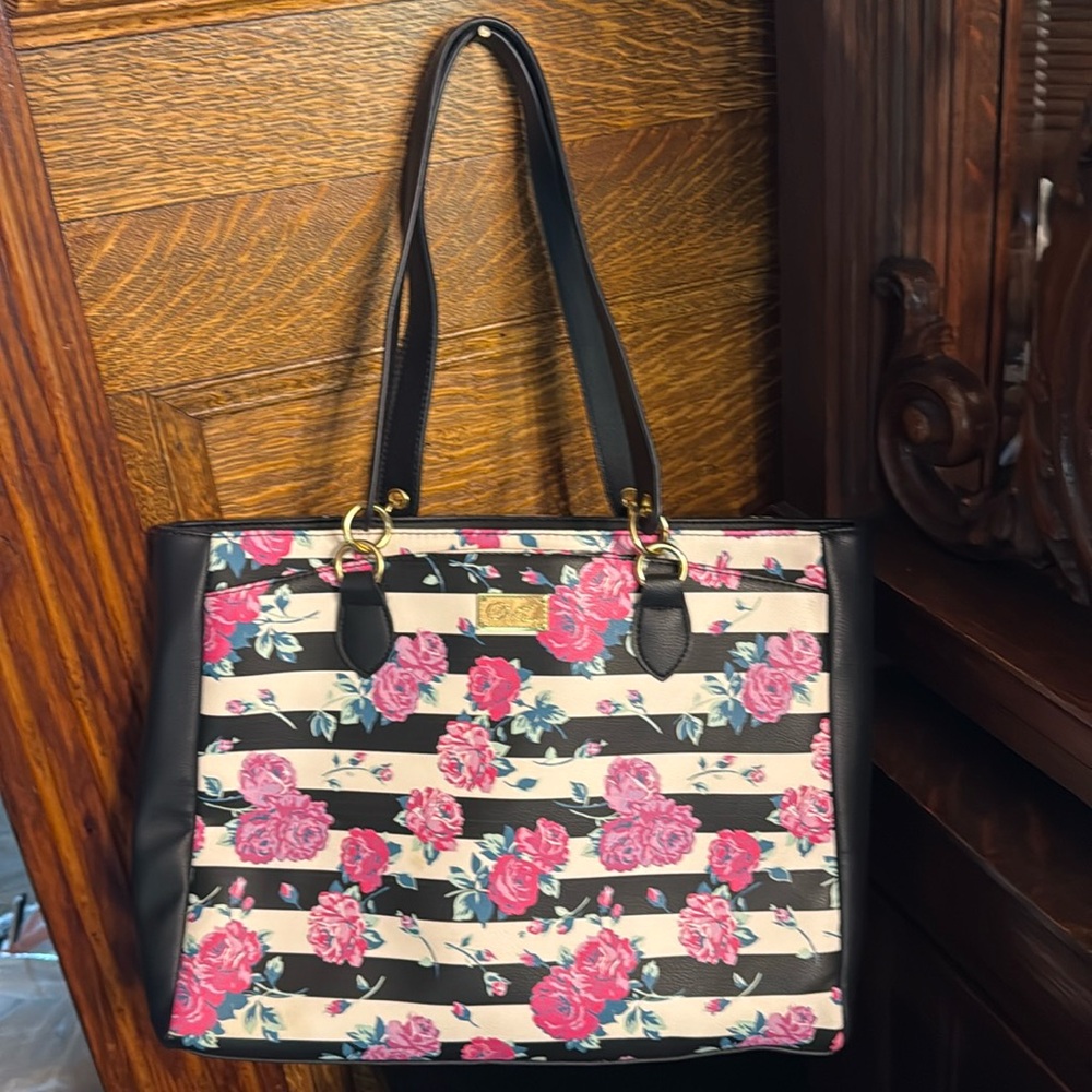 Sassy black & floral Betsey Johnson shoulder bag by Luv Betsey. Gently used.
